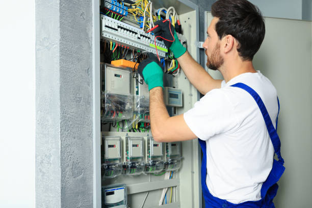Best Licensed Electrician  in Woodburn, VA